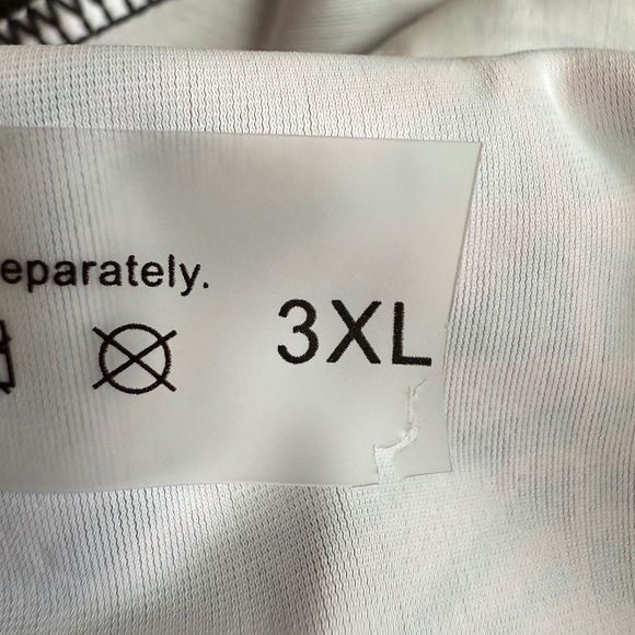 Tropical Pink Palm Leaf Print Flutter Sleeve  Swim Top With Built-In Bra Top 3X - Picture 10 of 10